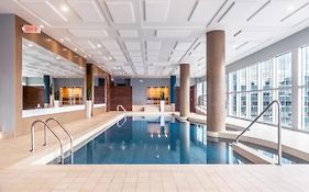 Warwick Le Crystal - Montreal
